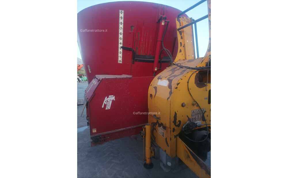 Agm Unifeed W240 D'occasion - 7