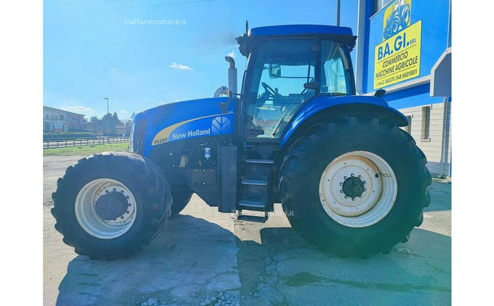 New Holland TG 285 d'occasion - 11