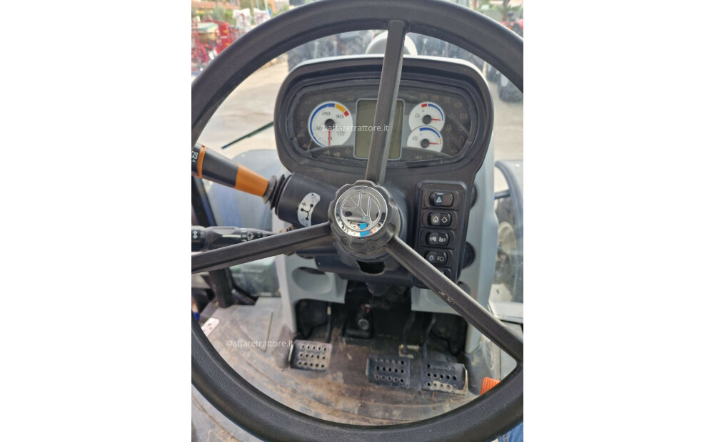 New Holland T5.120 ELECTRO COMMAND D'occasion - 6