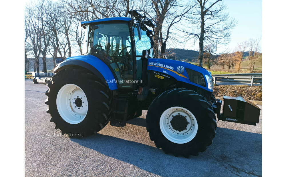 New Holland T5 . 115 Electro Command Usato - 14