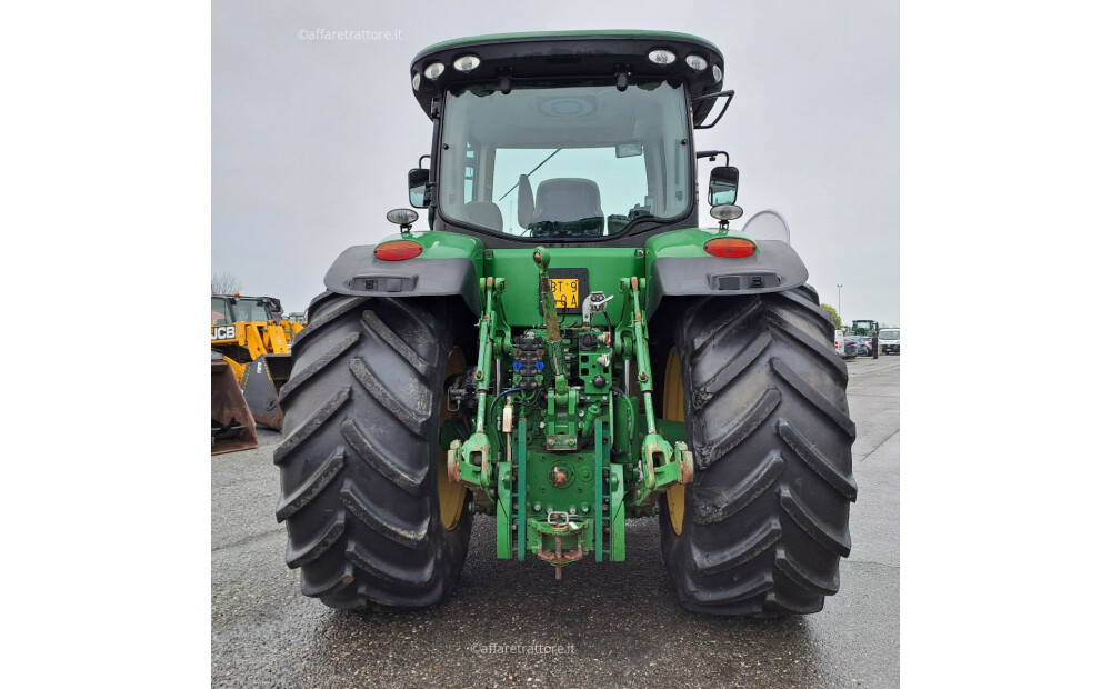 John Deere 7230R D'occasion - 6