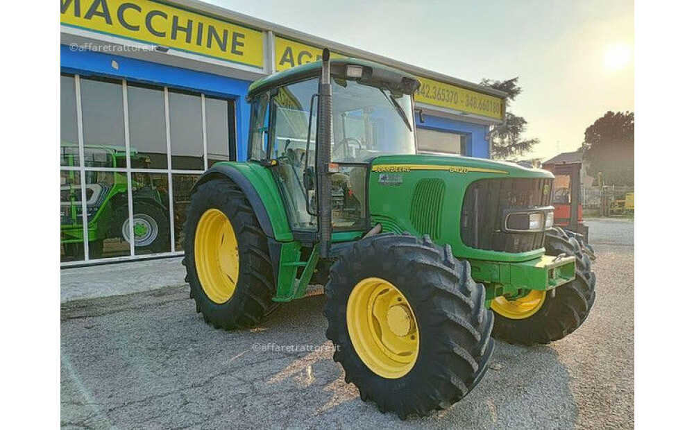 John Deere 6420 d'occasion - 2