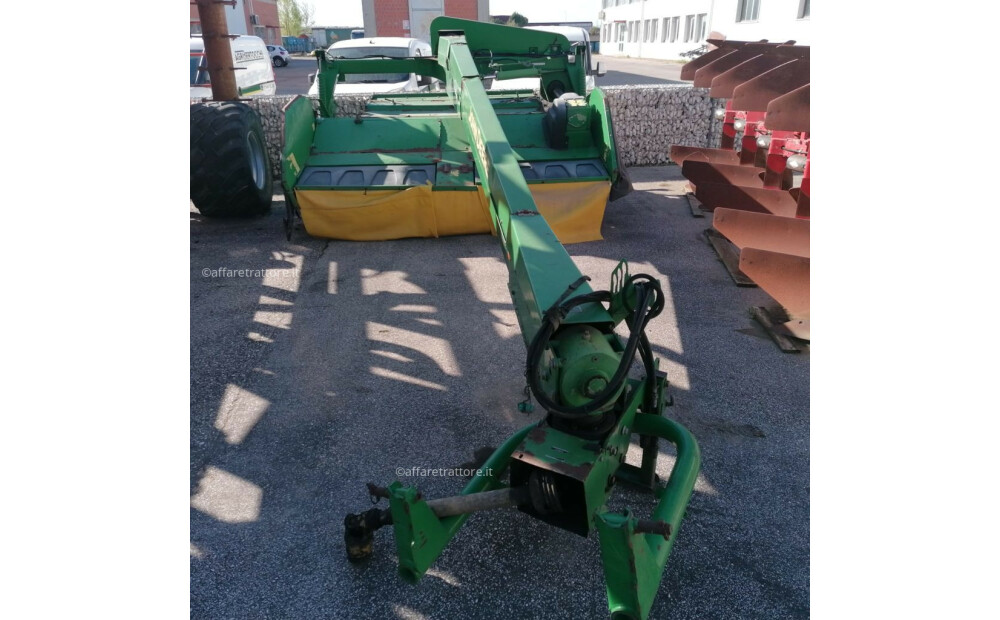 John Deere 730 d'occasion - 2