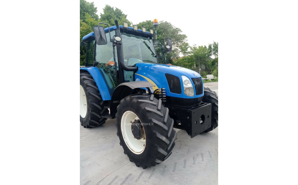 New Holland T5050 Usagé - 3