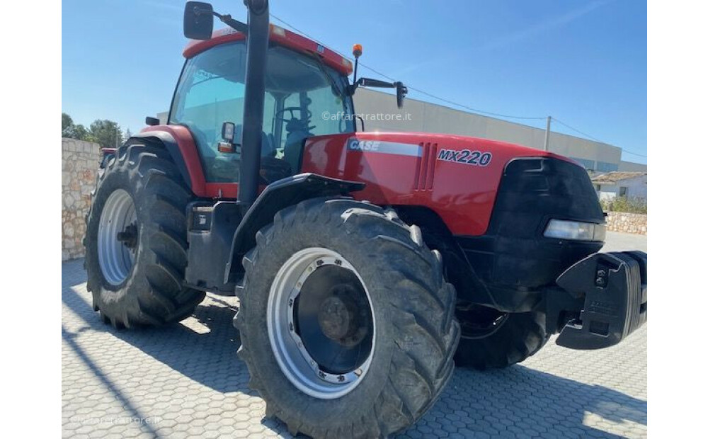 Case IH MAGNUM MX 220 Usagé - 5