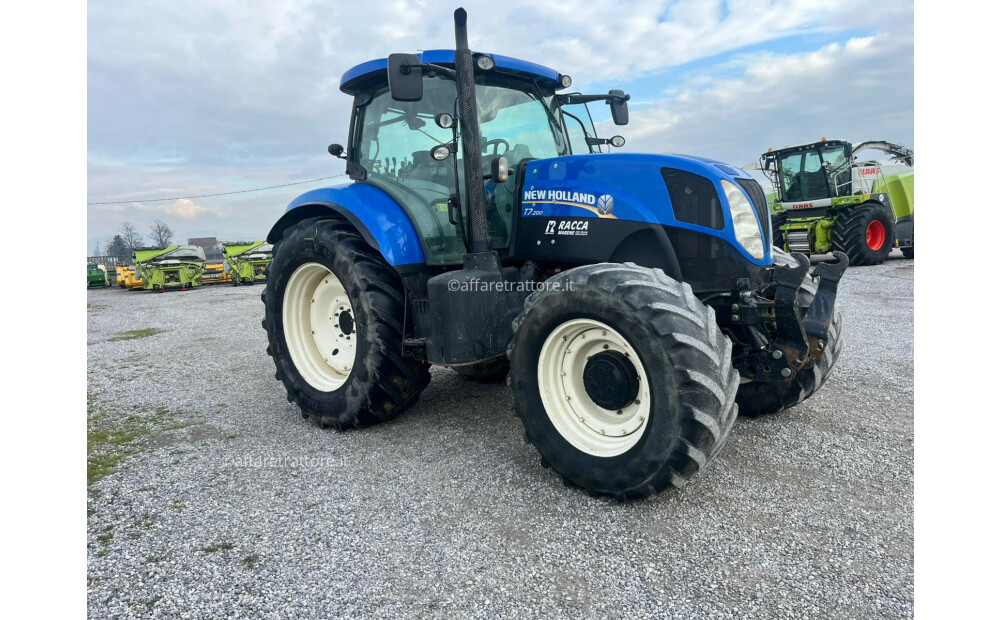 New Holland T7.200 D'occasion - 7