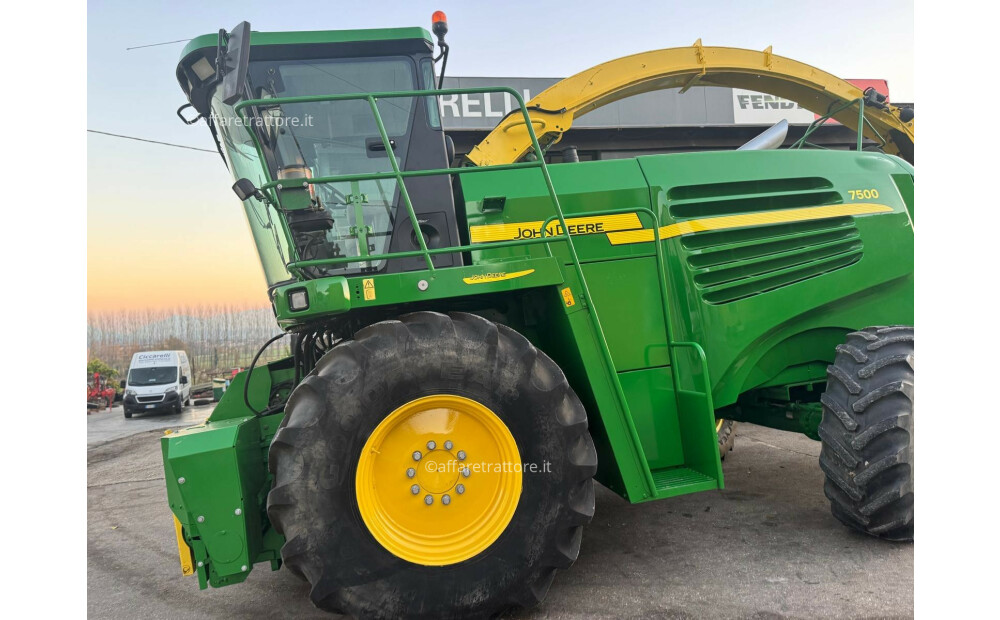 John Deere 7500 4 ruote motrici D'occasion - 11