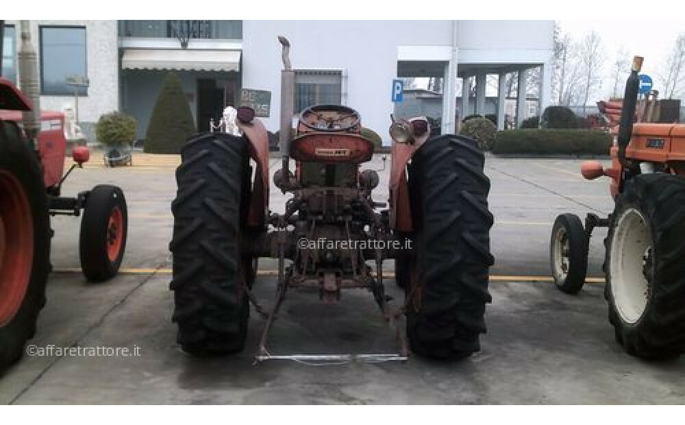 TRATTORE AGRICOLO FIAT 411R  - - 2