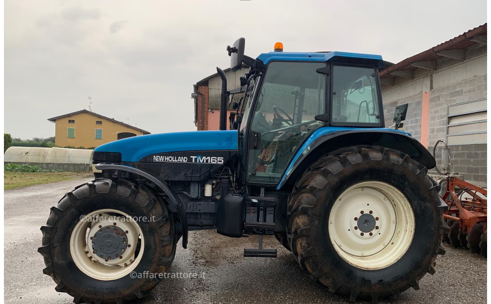 New Holland T165 D'occasion - 1