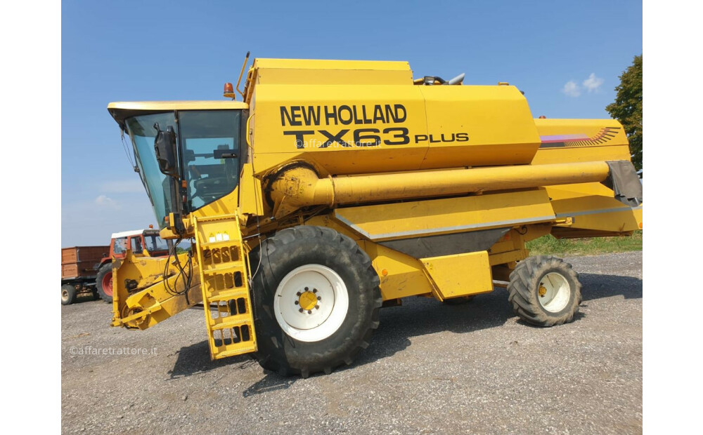 New Holland TX 63 d'occasion - 2