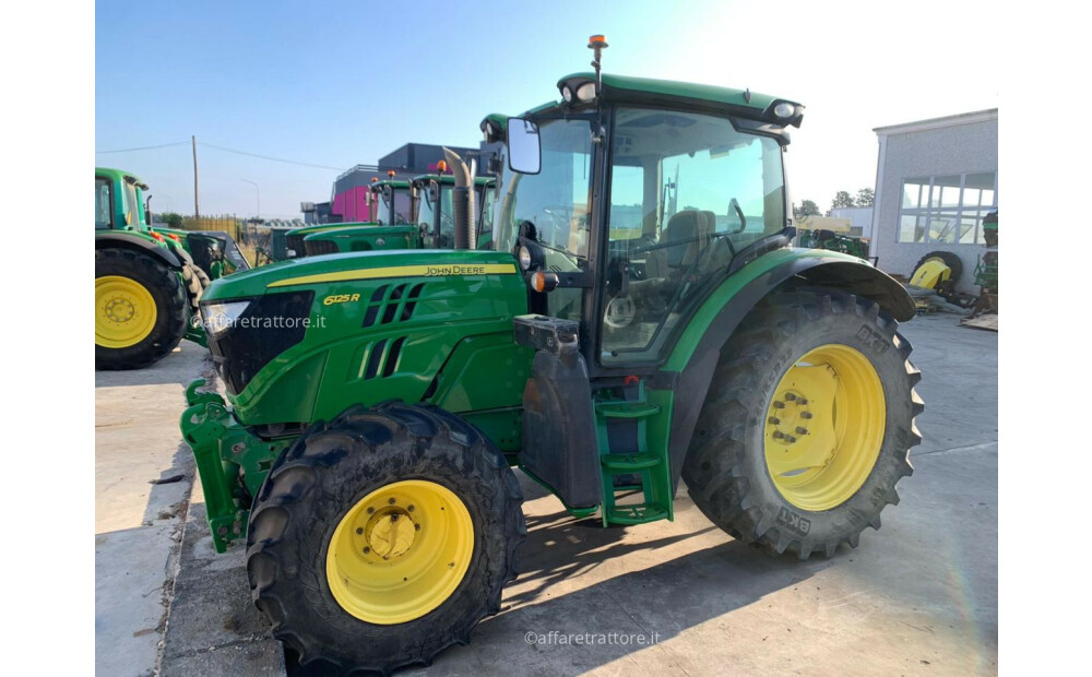 John Deere 6125 D'occasion - 2