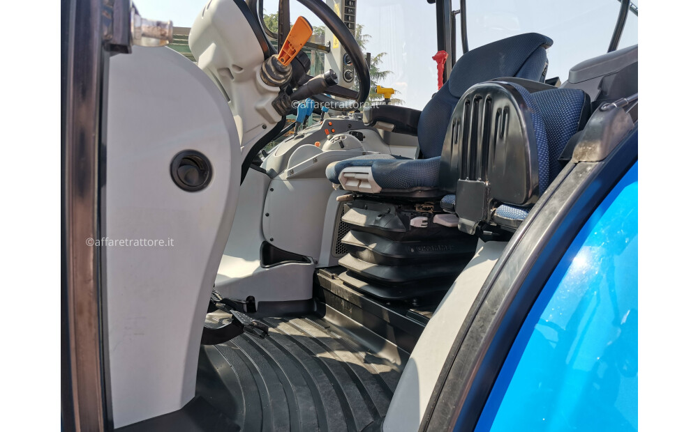 Commande électrique New Holland T5.120 d'occasion - 4