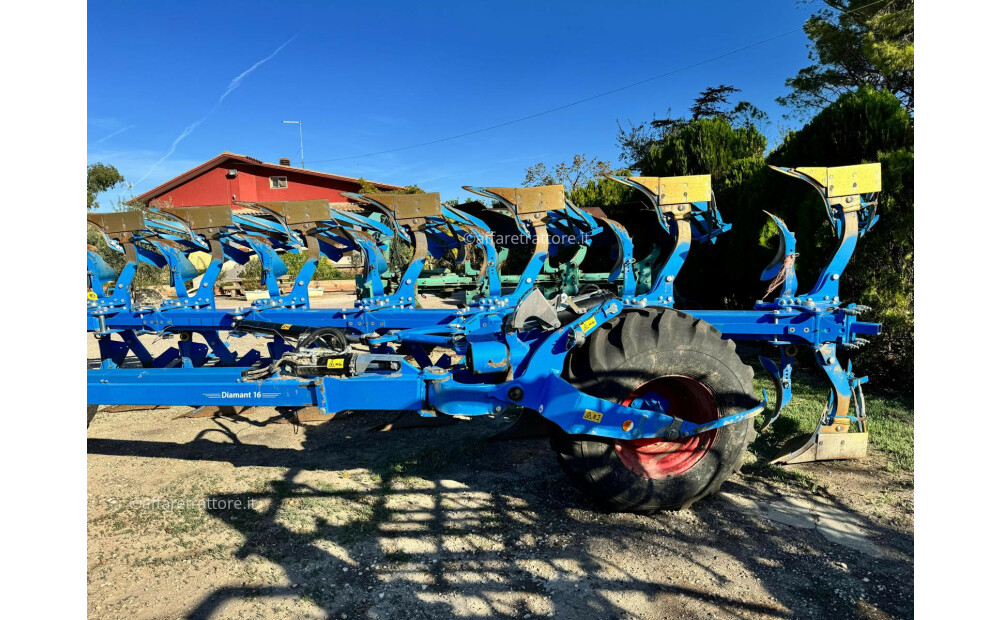 Lemken Diamant 16 V 7+1 N100 D'occasion - 9