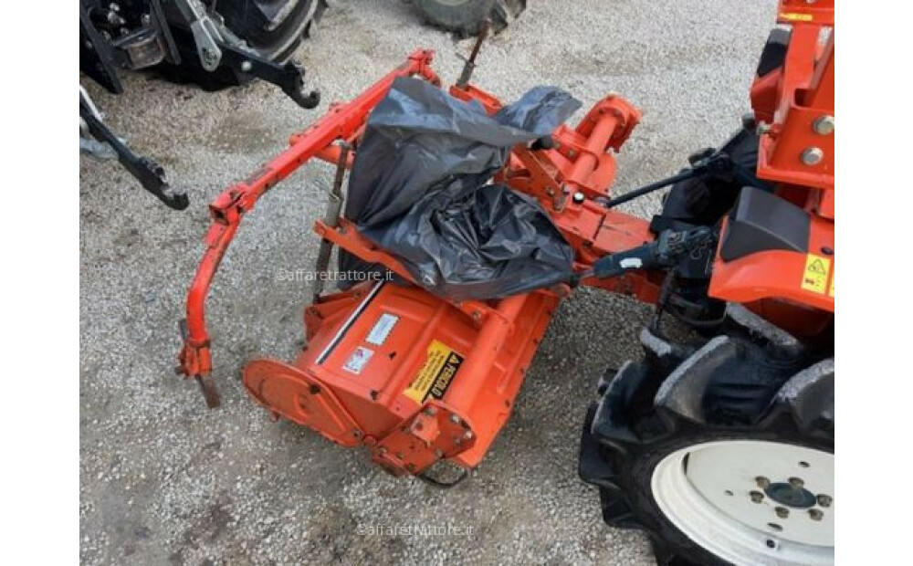 Kubota Bulltra B1 15 avec houe d'occasion - 7