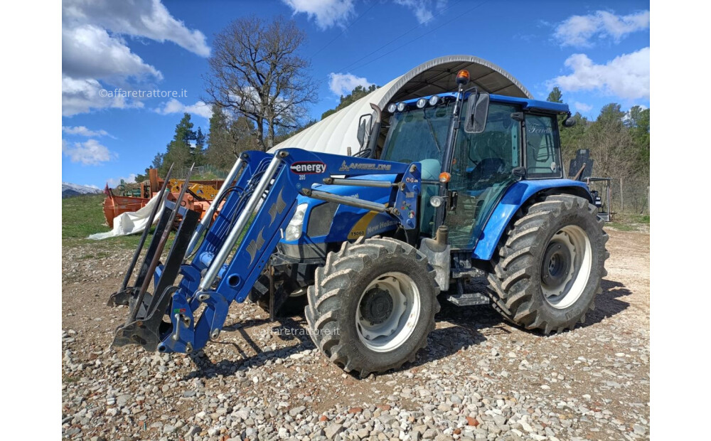 New Holland T5060 d'occasion - 2