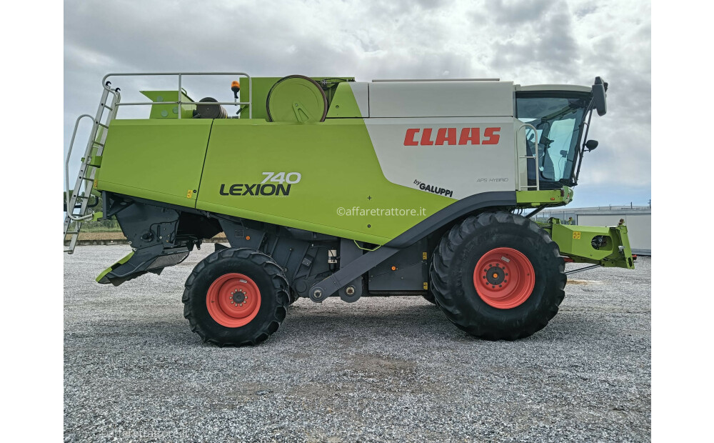 Claas LEXION 740 D'occasion - 9