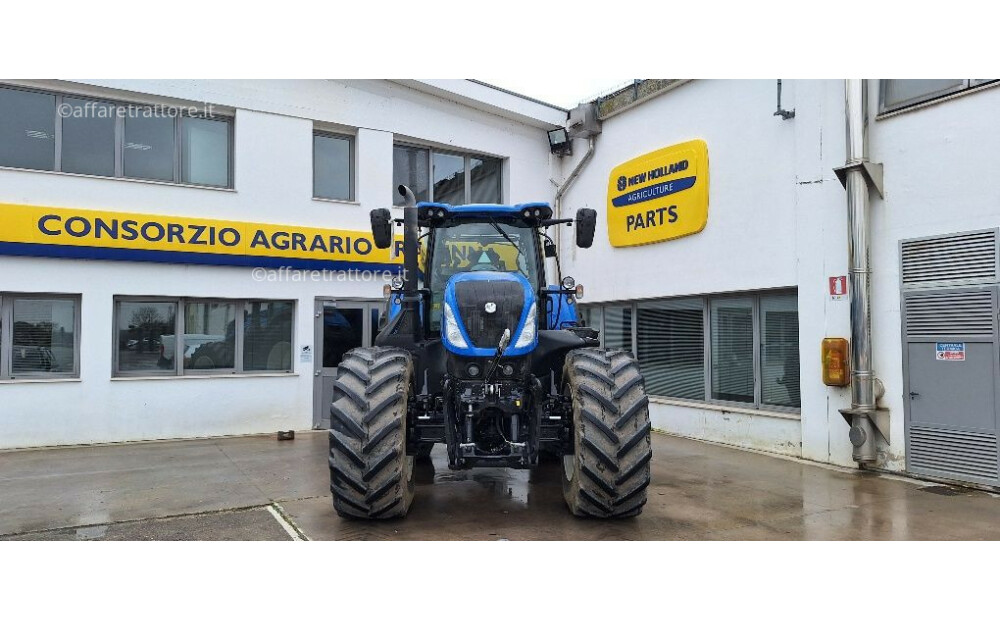 New Holland T7.315 AUTOCOMMAND d'occasion - 4