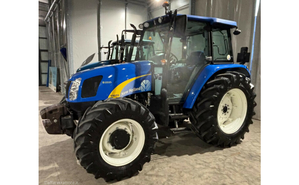 New Holland T5070 - 3