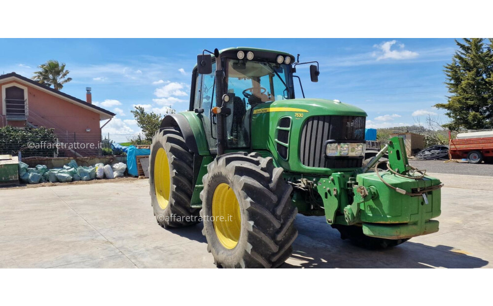 John Deere 7530 E PREMIUM Usato - 2