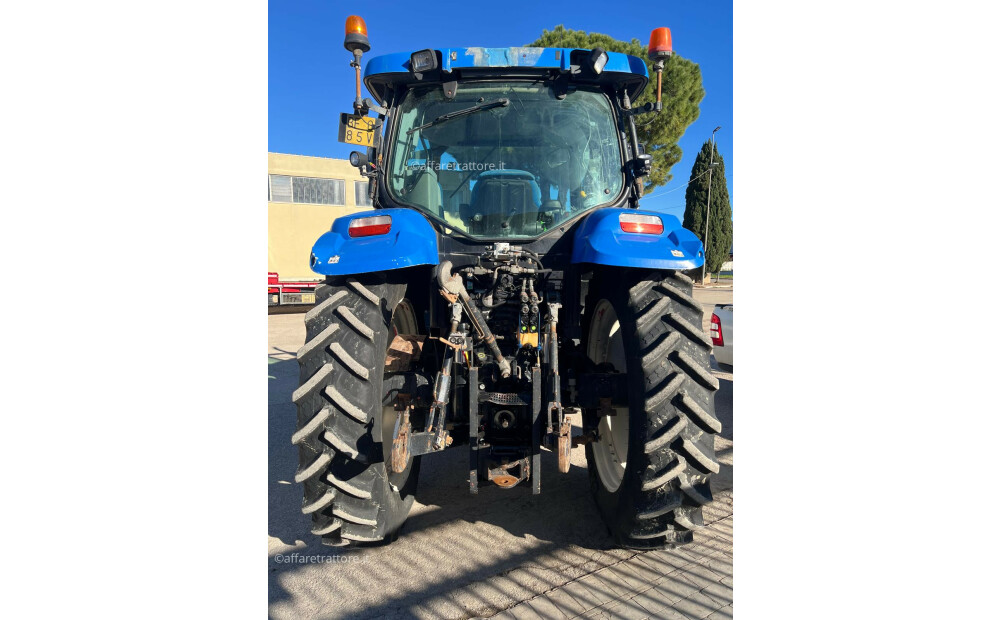 New Holland T6020 D'occasion - 6