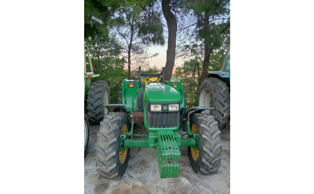 John Deere 5075 E D'occasion - 4