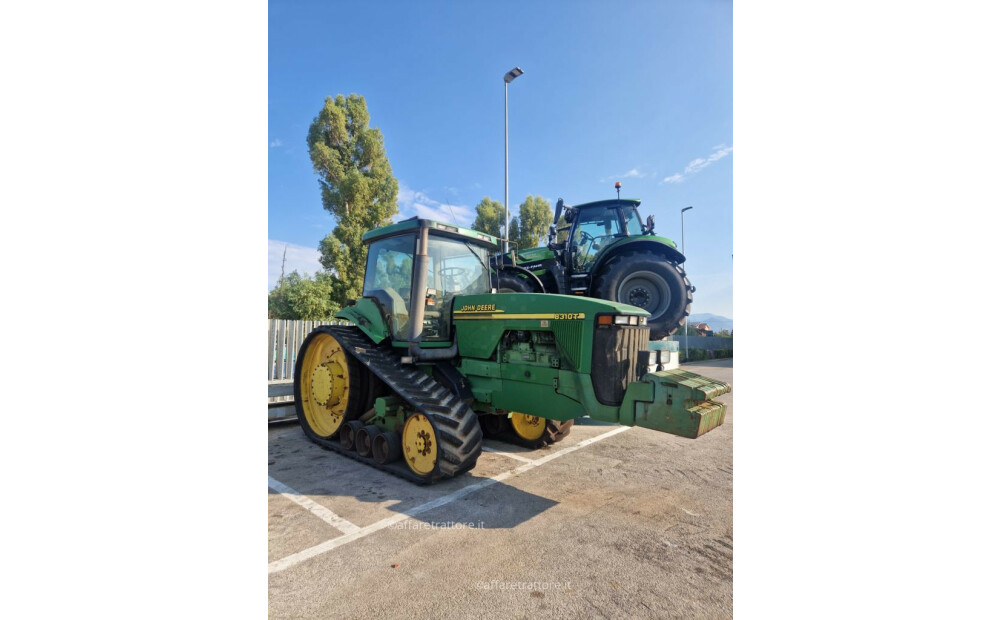 John Deere 8310 d'occasion - 2