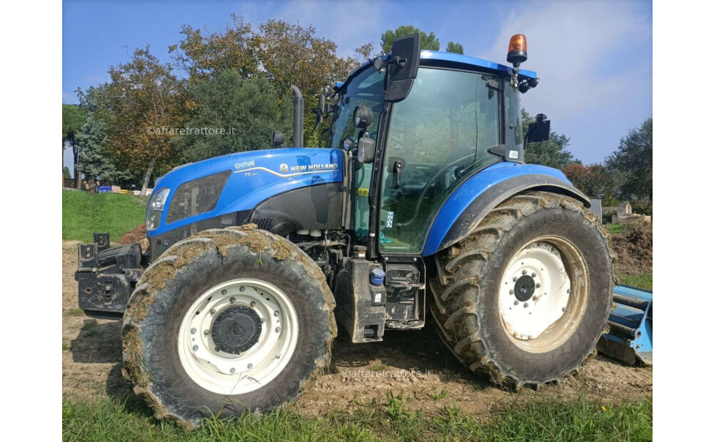 New Holland T5.120 d'occasion - 1