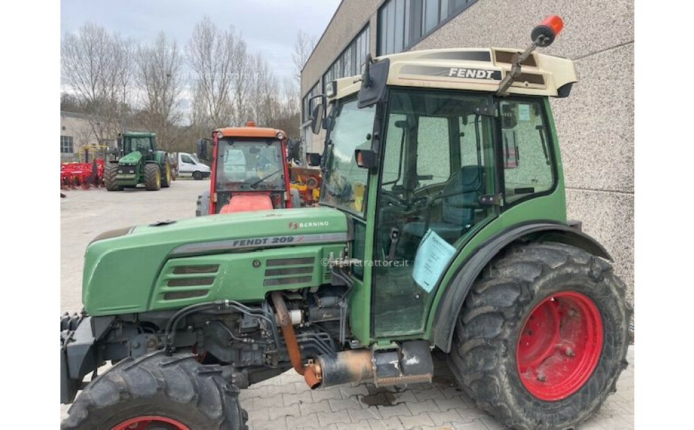 Fendt 209F Usato - 2