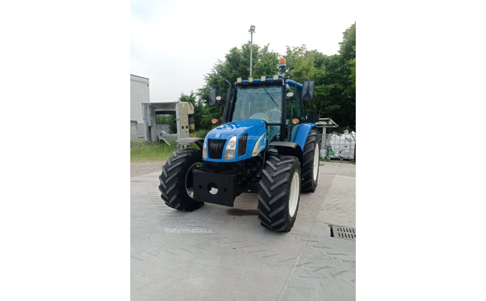 New Holland T5050 Usagé - 7