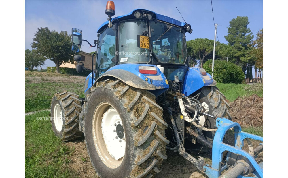 New Holland T5.120 d'occasion - 5