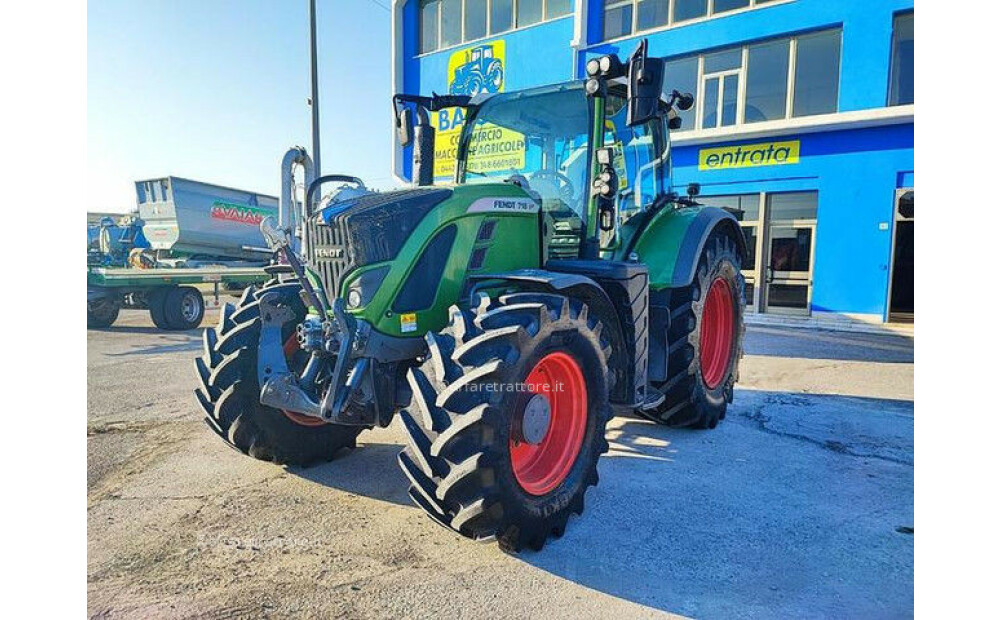 Fendt 718 Vario d'occasion - 2