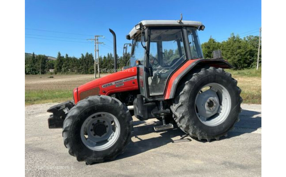 Massey Ferguson 4255 d'occasion - 1