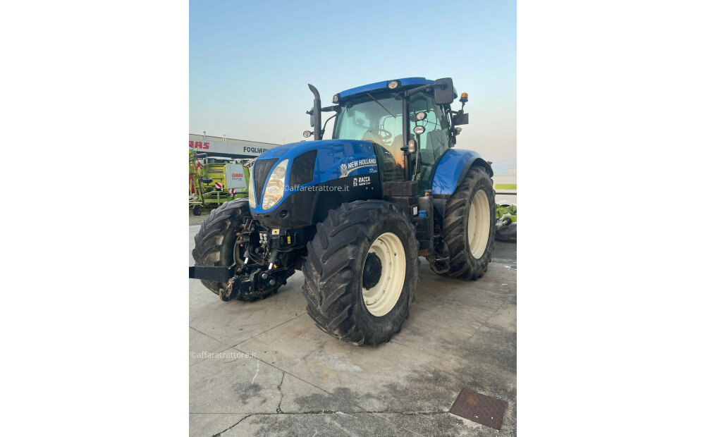 New Holland T7.200 D'occasion - 2