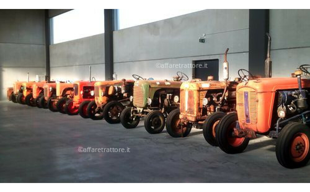 TRACTEURS VINTAGE ET MACHINES AGRICOLES - 1