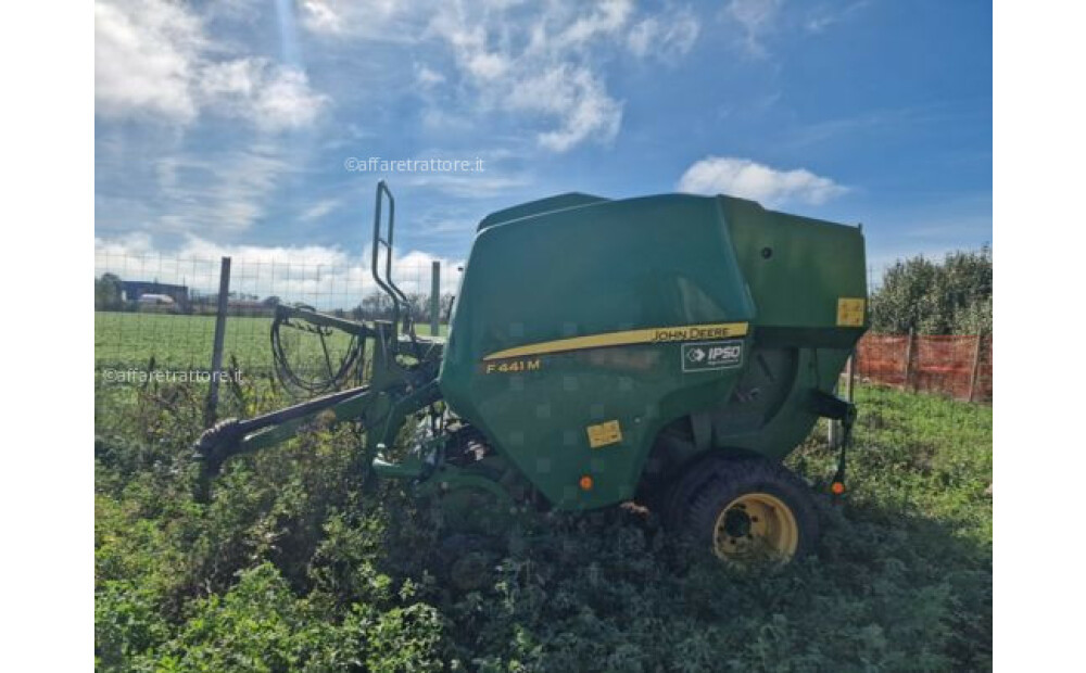 John Deere F441M utilisé - 4