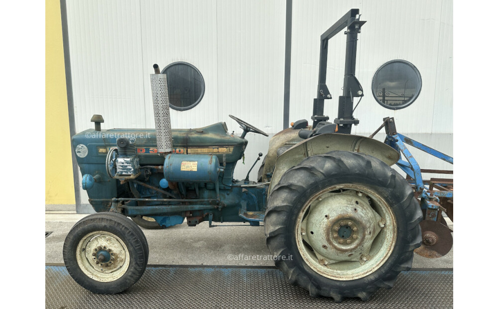 Tracteur Ford 3000 - 50 ch - 2