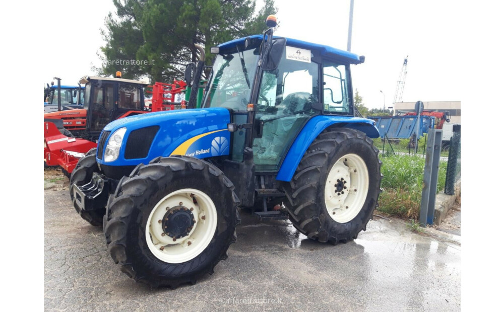 New Holland TL100/A Usagé - 4