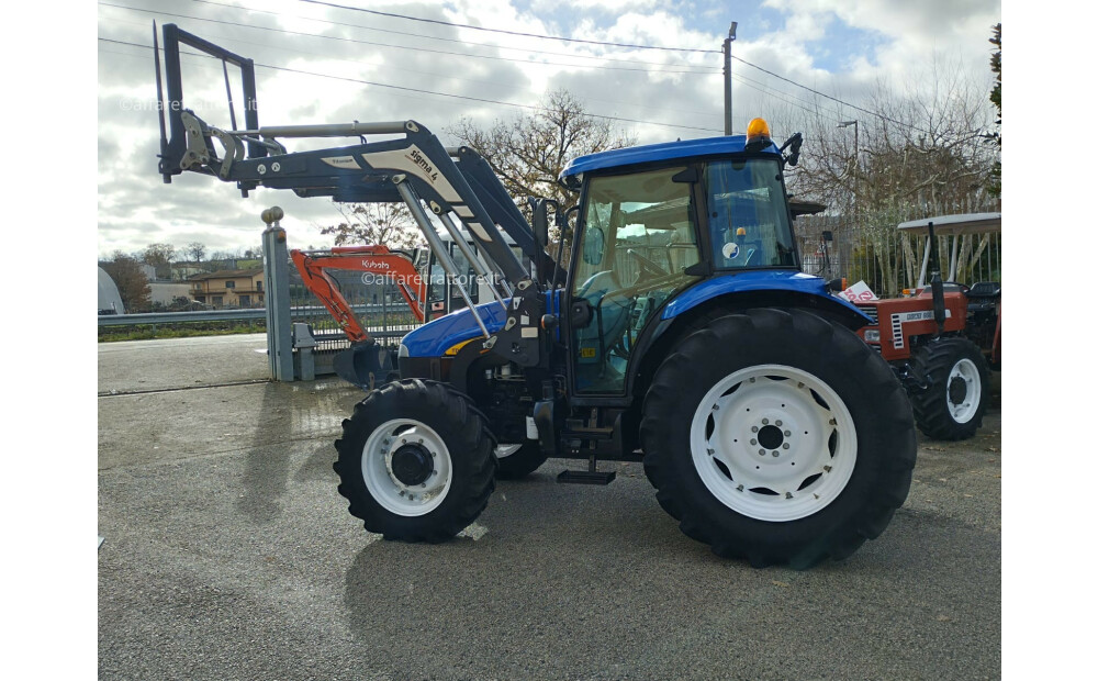 New Holland TD5050 D'occasion - 6