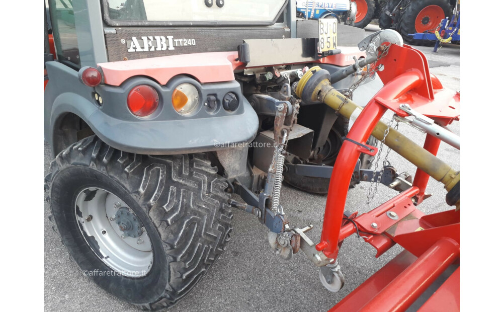 Tracteur AEBI TT 240 + tondeuse + climatiseur - 10