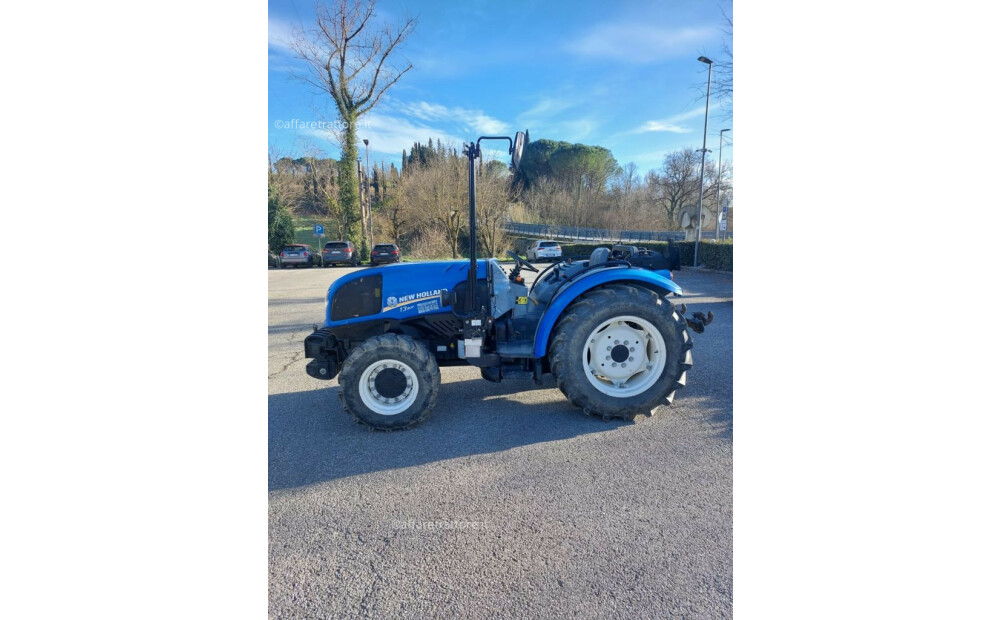 New Holland T3.80F d'occasion - 4