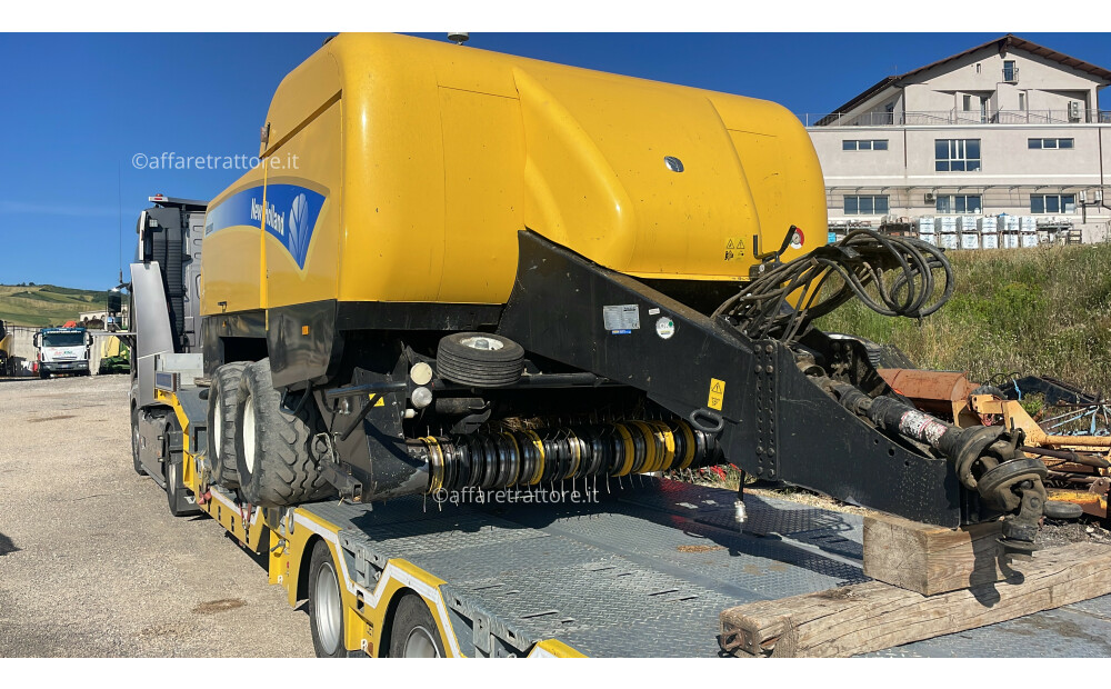 New Holland BB 9080 D'occasion - 4