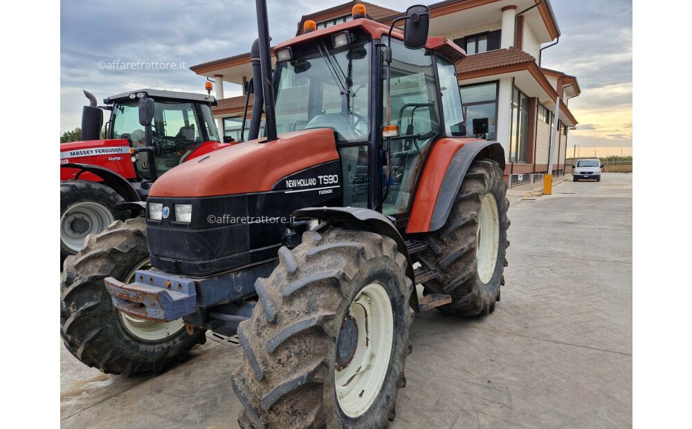 New Holland TS90 D'occasion - 4