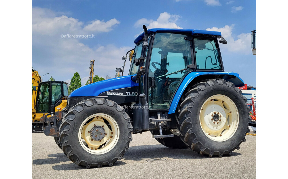 New Holland TL 80 D'occasion - 2