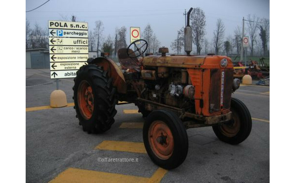 TRACTEURS AGRICOLES VINTAGE - ASSORTIMENT - 3