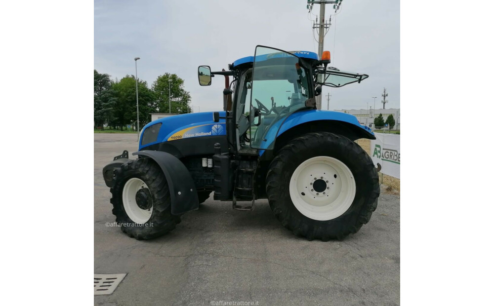 New Holland T6090 Usagé - 4