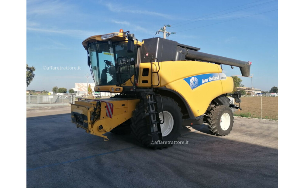 New Holland CR 9060 Usato - 9