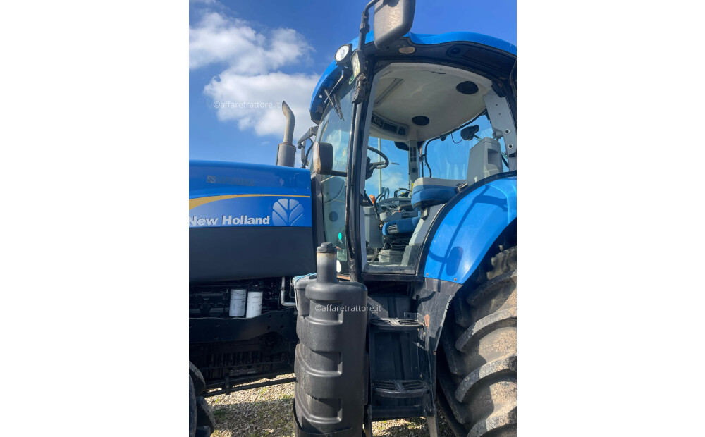 New Holland T6070 D'occasion - 8