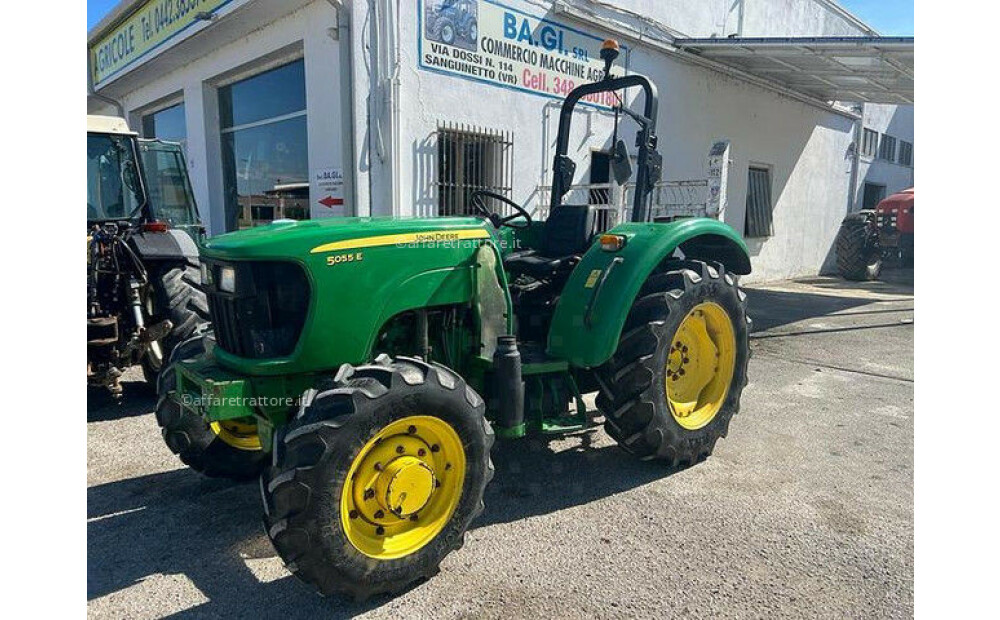 John Deere 5055 E Usato - 6