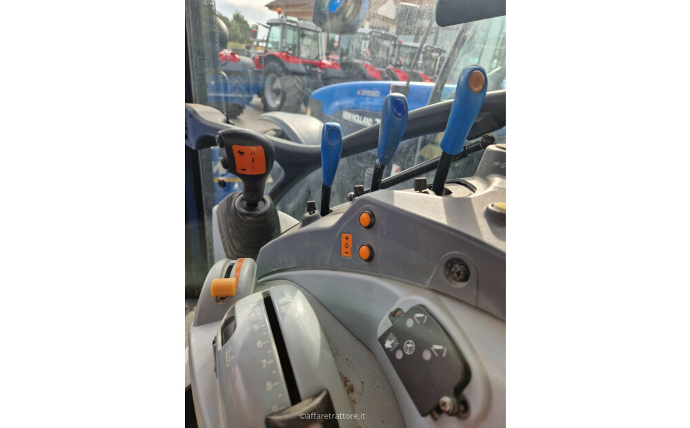 New Holland T5.120 ELECTRO COMMAND D'occasion - 7