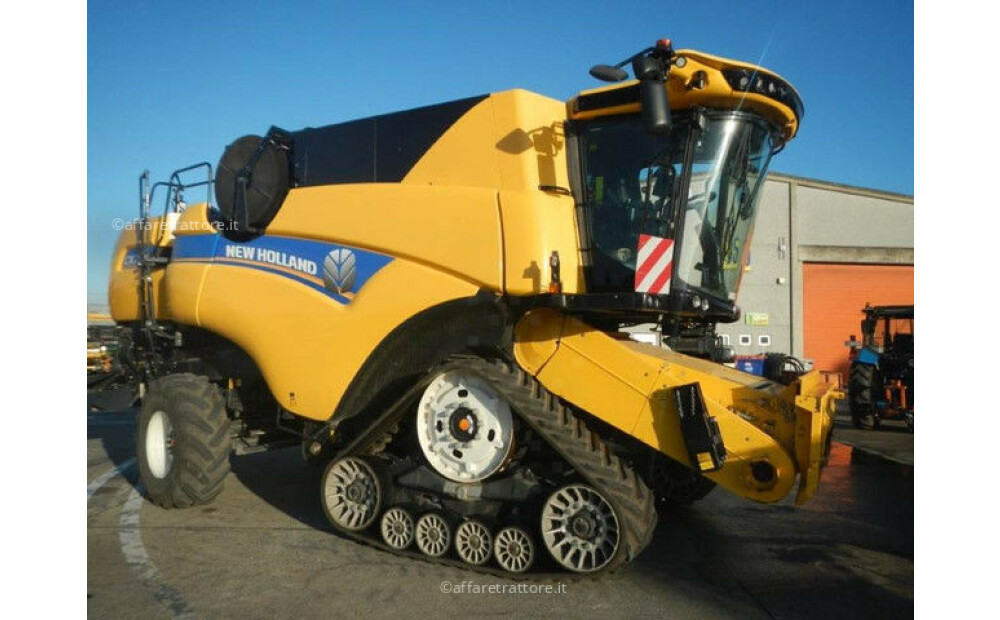 New Holland CX 7.90 SmartTrack Usagé - 2